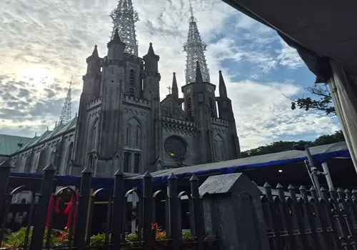 Jarang Diketahui, Inilah 7 Fakta Unik Yang Terdapat Di Gereja Katedral Jakarta